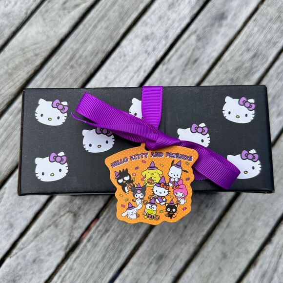 Blue Sky Hello Kitty & Friends Halloween Skull & Pumpkin Salt & Pepper Set 2024 - Picture 7 of 12